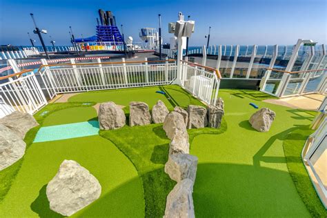 Unleash Your Competitive Side at St. Louis' Mini-Golf Arenas